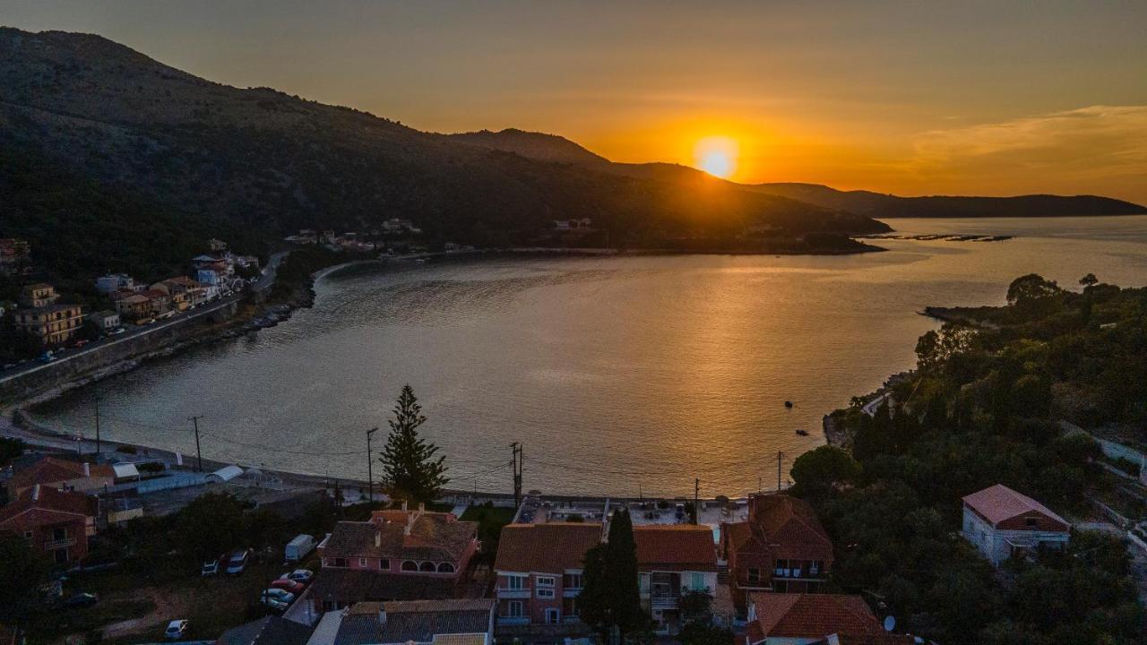 Villa Nelli Kassiopi Esterno foto
