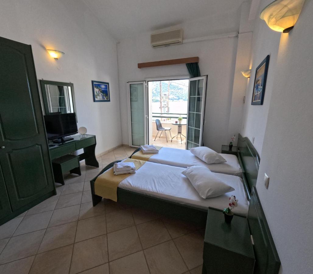Villa Nelli Kassiopi Esterno foto